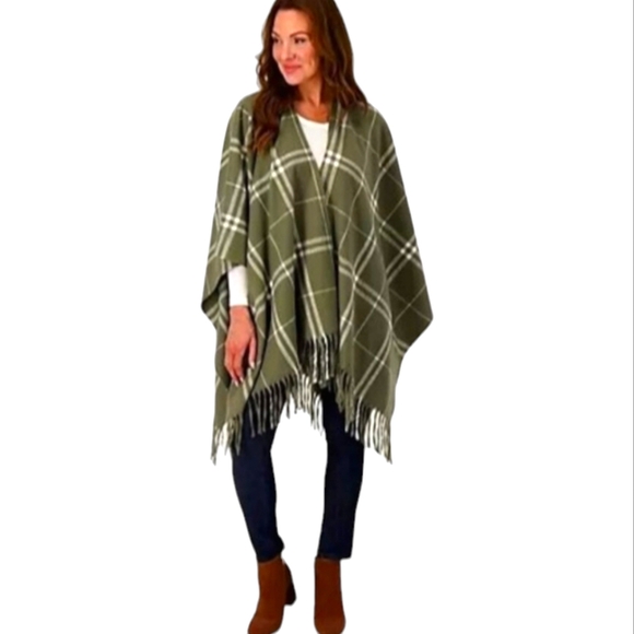 Belle by Kim Gravel Sweaters - Belle By Kim Gravel Hello Fall Green Plaid Rauna Loden Fringe Hem One Size Missy
